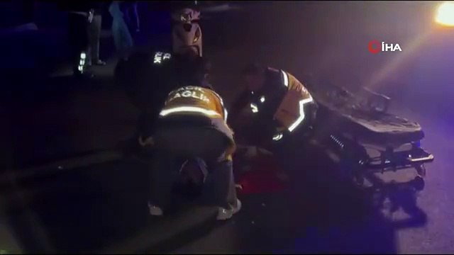 Kuşadası'nda kırmızı ışıkta geçen otomobil motosiklete çarptı: 1 kişi ağır yaralandı