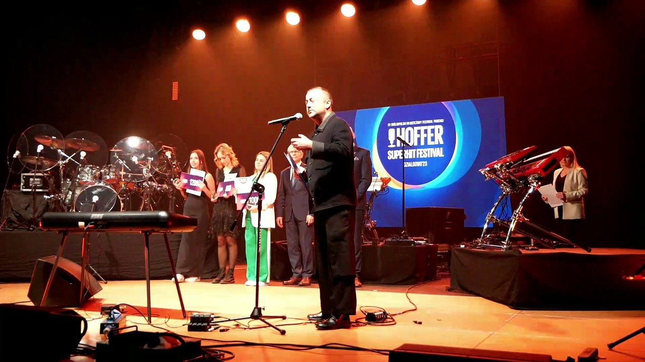 XV Hoffer SUPERHIT FESTIVAL