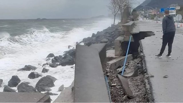 ‘Karadeniz sahil yolunun çökme sebebi denizden malzeme alınması’