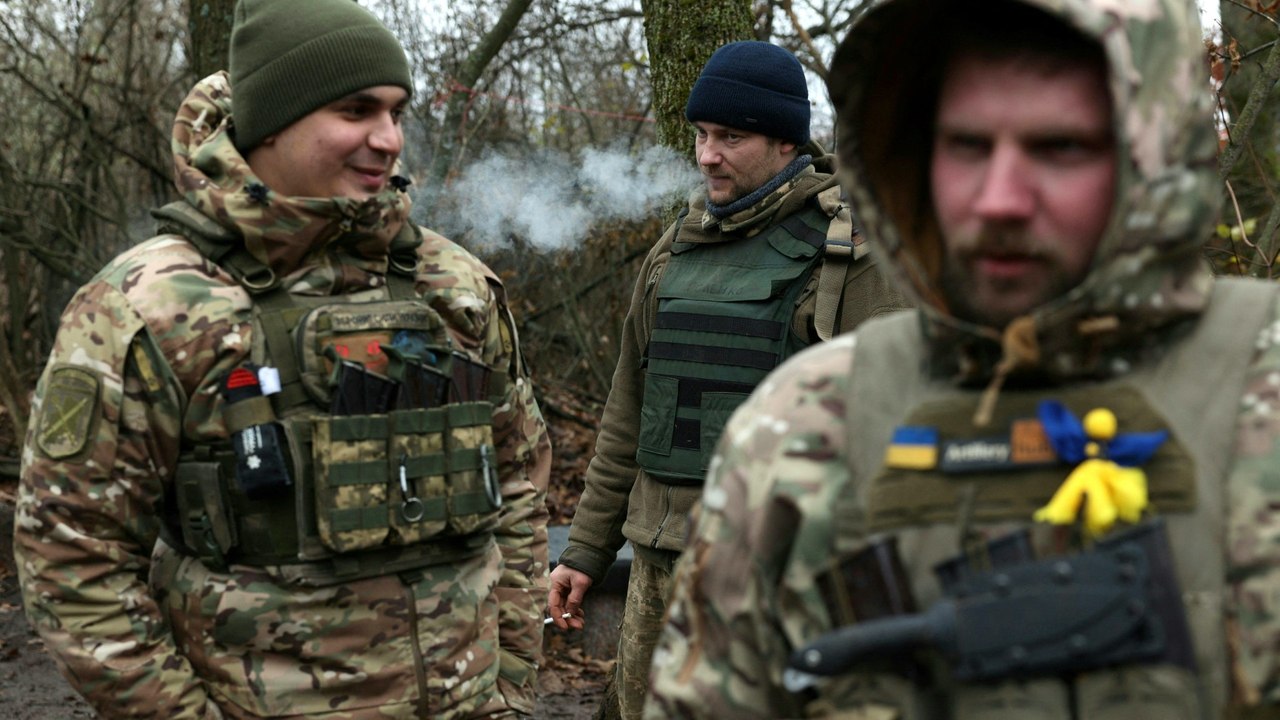 Ukraine: Soldaten rüsten sich für zweiten Kriegs-Winter