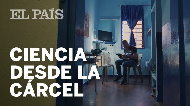 Un programa de radio sobre ciencia 'evade' a los presos de esta prisión de Badajoz