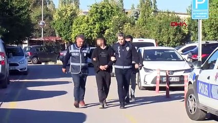 Adana'da Oto Yıkama Dükkanından Türk Bayrağı Çalındı