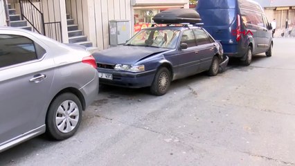 Bağcılar'da TIR, park halindeki 7 otomobile çarptı