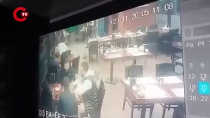 Ayhan Bora Kaplan'ın sağ koluna silahlı saldırı