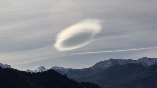 Artvin'de mercek bulutu görüldü