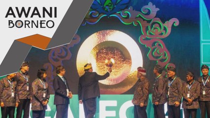 CAFEO Ke-41: Premier Sarawak terima Anugerah Felo Kehormat