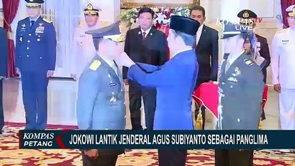 下载视频: Berikan Tongkat Komando, Presiden Jokowi Lantik Jenderal Agus Subiyanto Jadi Panglima TNI!