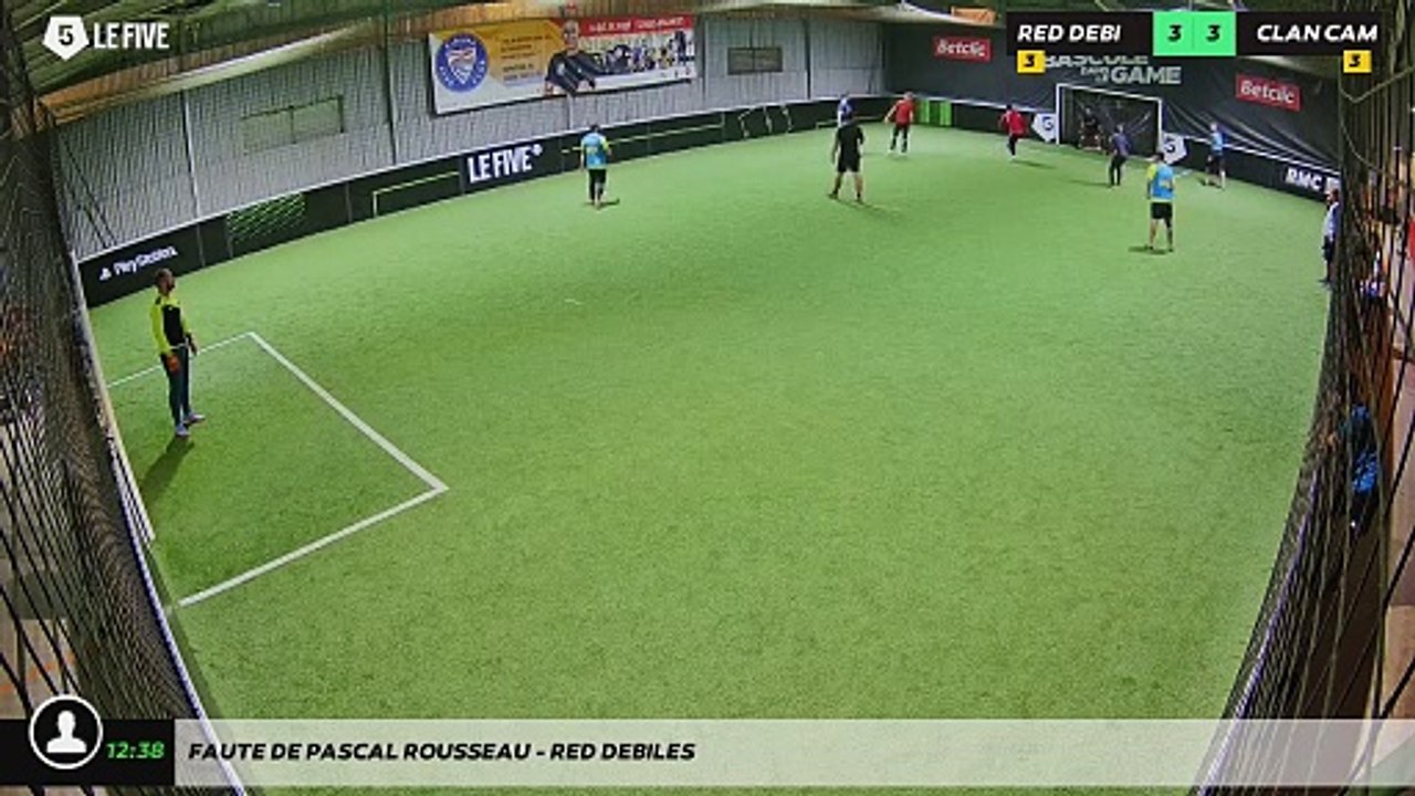 Faute de Pascal Rousseau - RED DEBILES