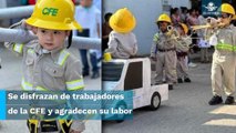 Niños hacen homenaje a trabajadores de la CFE que trabajaron en Acapulco tras paso de 