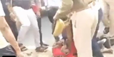 https://hindi.asianetnews.com/state/rajasthan/rajasthan-police-beating-young-man-video-goes-viral-zysa/articleshow-u5glwig
