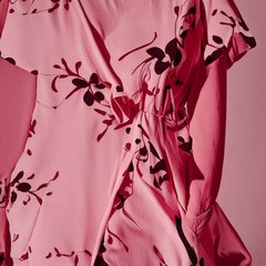"La robe Mango : un choix polyvalent pour tous les styles !
