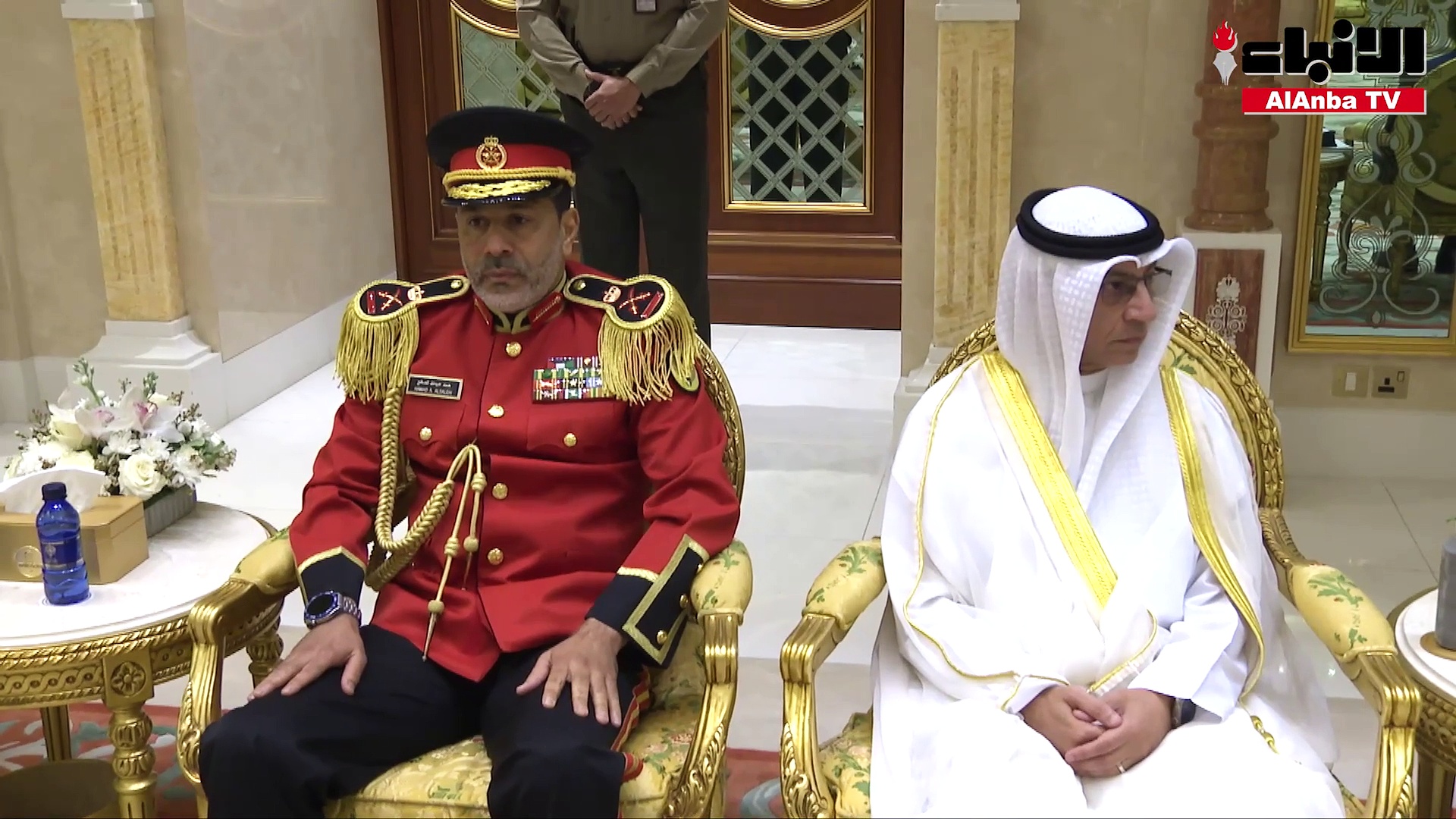 سمو ولي العهد الشيخ مشعل الأحمد تسلم أوراق اعتماد 6 سفراء جدد