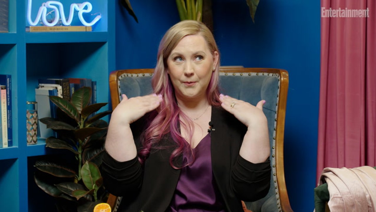 EW Book Club Rebecca Yarros on the Throne Scene in 