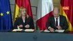 Meloni e Scholz siglano il piano d'azione Italia-Germania, il momento della firma a Berlino