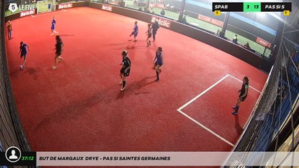 But de Margaux  Drye - Pas Si Saintes Germaines