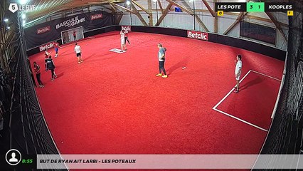 But de Ryan Ait larbi - Les poteaux