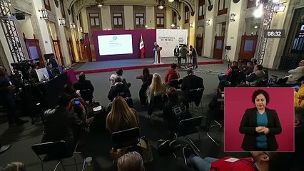 AMLO muestra ratificación del nombramiento de Arturo Reyes como director del IPN