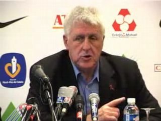 Conference de presse du maire de Lens banderole