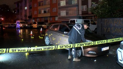 Gaziosmanpaşa'da otomobildekilere kurşun yağdırdılar