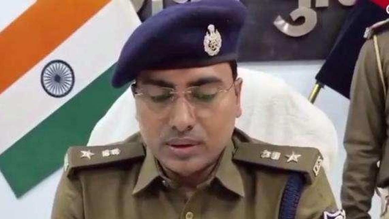भोजपुर: पुलिस ने की बड़ी कार्रवाई, हेरोइन के सा...