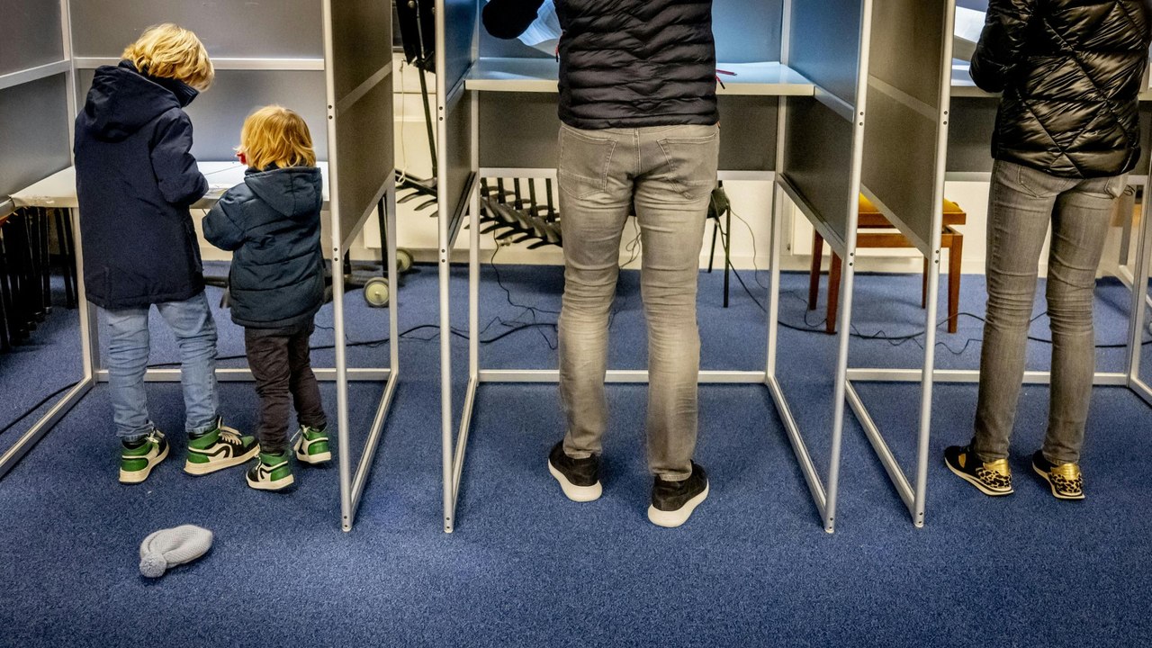 Parlamentswahl in den Niederlanden hat begonnen