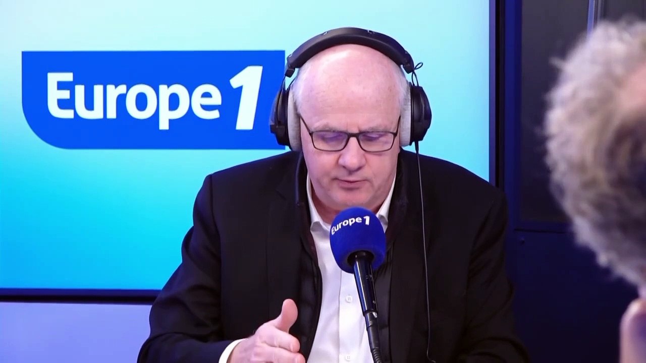 Ce dont parle la presse, ce dont elle ne parle presque pas et ce dont elle parle enfin