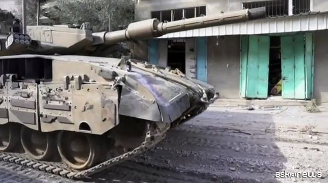 Israele mostra nuove operazioni a Gaza: tregua non prima di venerd?