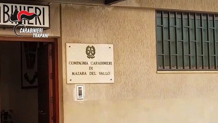 Mazara del Vallo, nell'auto aveva oltre un chilo di droga: arrestato