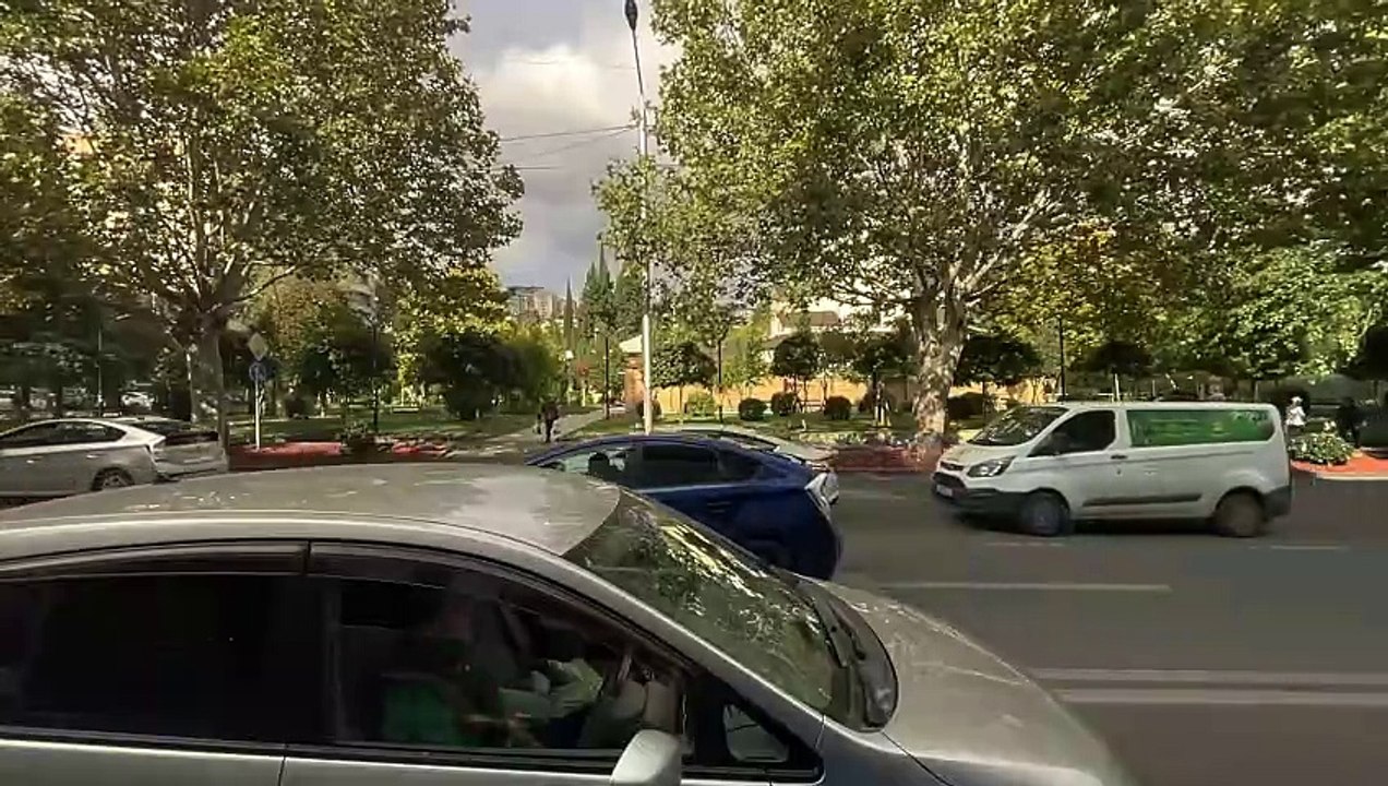 Tbilisi Bus No.310  Full Route: University High Building → Nikoloz Baratashvili Street [Window View]