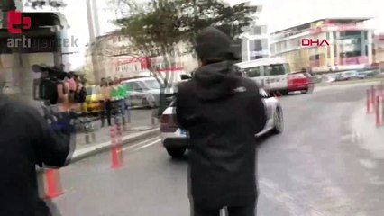 Sosyal medya fenomeni Banu Parlak serbest bırakıldı: Adliyeden koşarak çıktı