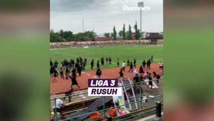 Laga Liga 3 Rusuh! Ratusan Suporter Persibas Ngamuk Merusak Stadion Karena Timnya Kalah Terus