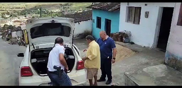 Idoso é preso suspeito de estuprar e ameaçar a enteada de morte
