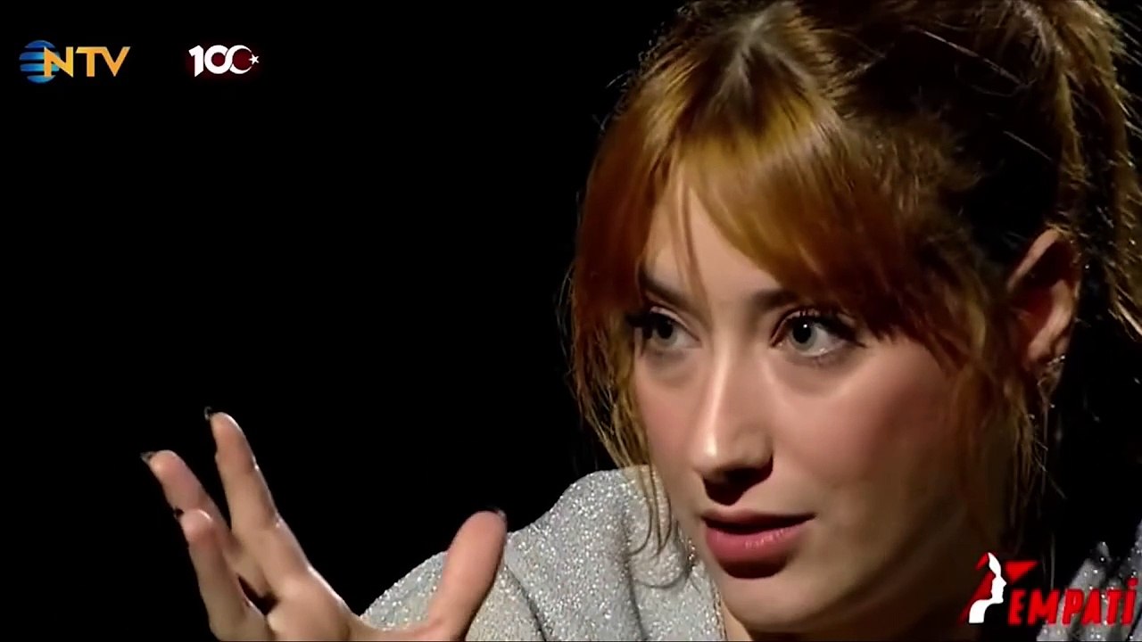 Hazal Kaya ilk kez anlattı! Evim yandı! Çağatay Ulusoy, doğuruyorum sandı…