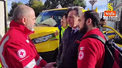 Video herunterladen: DonatoriNati della Polizia di Stato fa tappa a Caivano con Anas e Croce Rossa