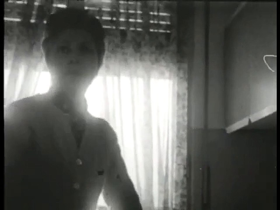 ΕΔΩ ΠΟΛΥΤΕΧΝΕΙΟ - 1974 - DVDRip - 640x480