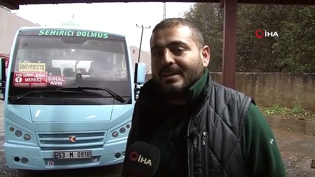 Rize'de dolmuş şoförünün dikkati kazayı kıl payı önledi