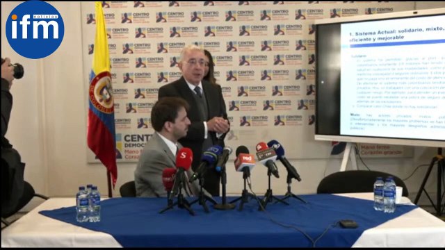 Rueda de prensa Álvaro Uribe conclusiones encuentro con Petro