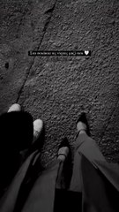 «Στα σοκάκια τις νύχτες μαζί σου» - Βαμβακούση και Αγγελόπουλος πιασμένοι χέρι - χέρι στην Σκιάθο