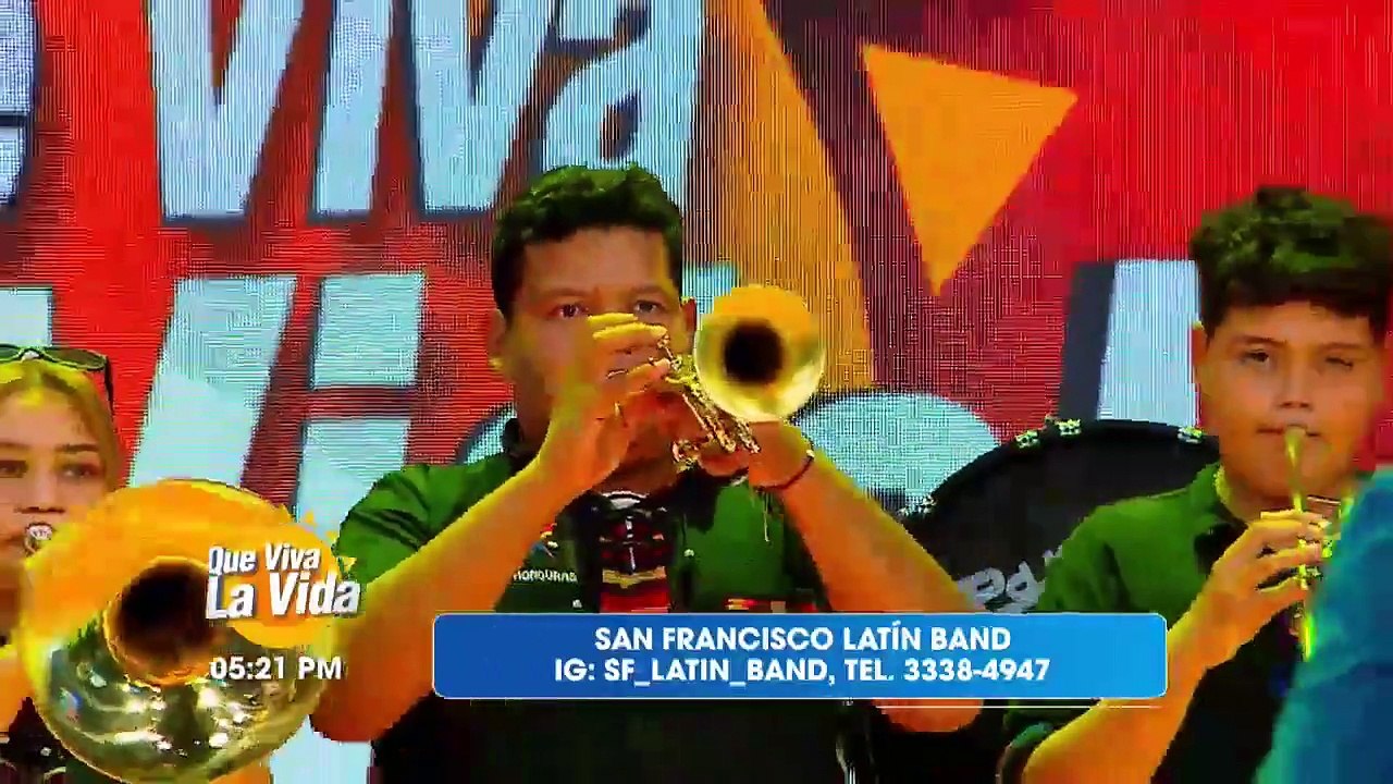 Transmisión en Vivo (2833)