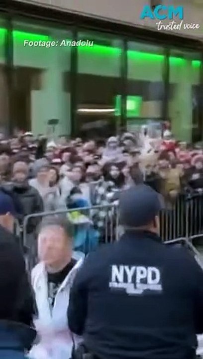 Pro-Palestine protesters blockade Macy's Day Parade in New York