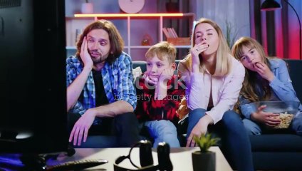 The 'Family Ties' When Mallory Gets hit on by Her Uncle