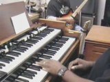 Hammond Organ Crazy Praise! -Make Jesus pat His foot-not us!
