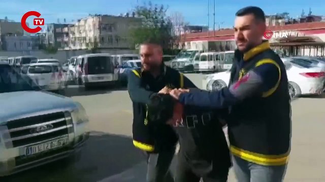 Adana'da kan donduran olay: 2 arkadaşını köprüde katletti!