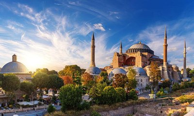 تركيا تبدأ بتطبيق التأشيرة الإلكترونية متعددة الدخول للسعوديين