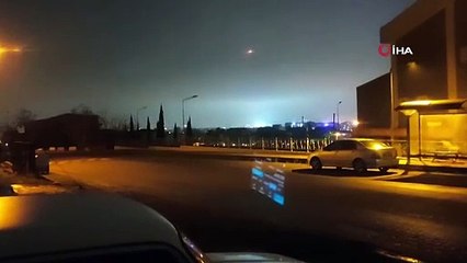 Gecenin karanlığını trafo patlaması böyle aydınlattı