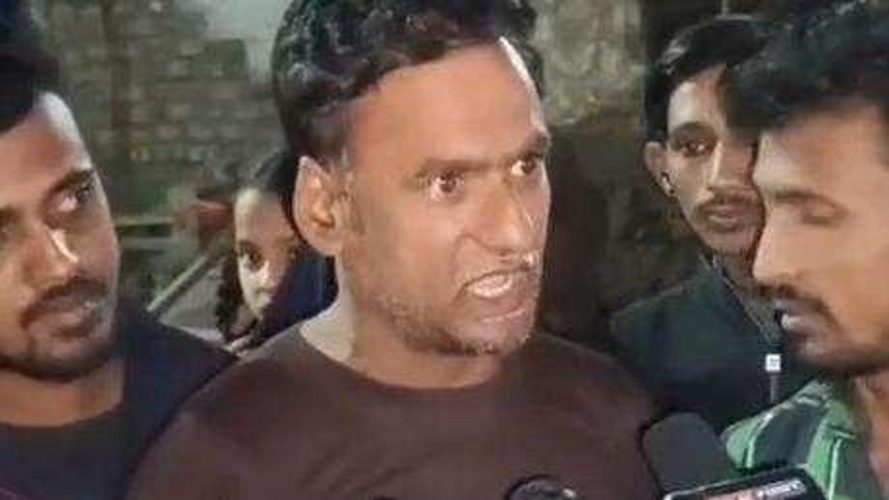 उज्जैन: केडी गेट क्षेत्र में चौड़ीकरण के दौरान दीवार गिरने से क्षेत्र में मची अफरा तफरी