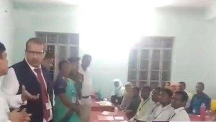 बक्सर: अपर मुख्य सचिव केके पाठक ने शिक्षकों और अधिकारियों की ली क्लास, देखें रिपोर्ट