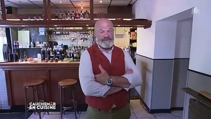 Philippe Etchebest recadre Emmanuelle, perdue en plein service