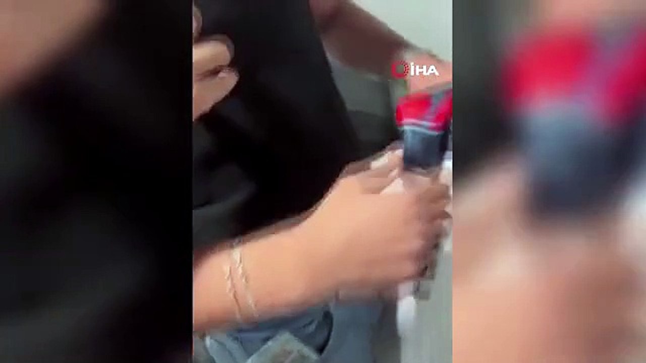 Havalimanında dolar operasyonu: Lübnanlı 2 'yolcu' balya balya sahte parayla yakalandı