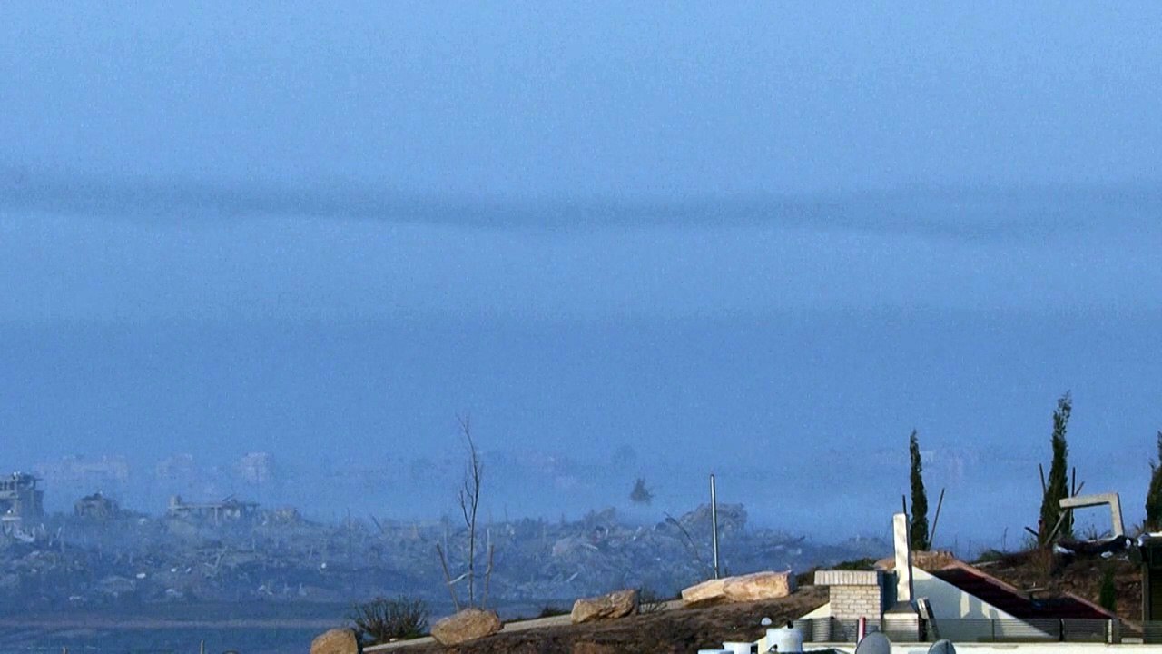 بدء سريان الهدنة بين إسرائيل وحماس في قطاع غزة